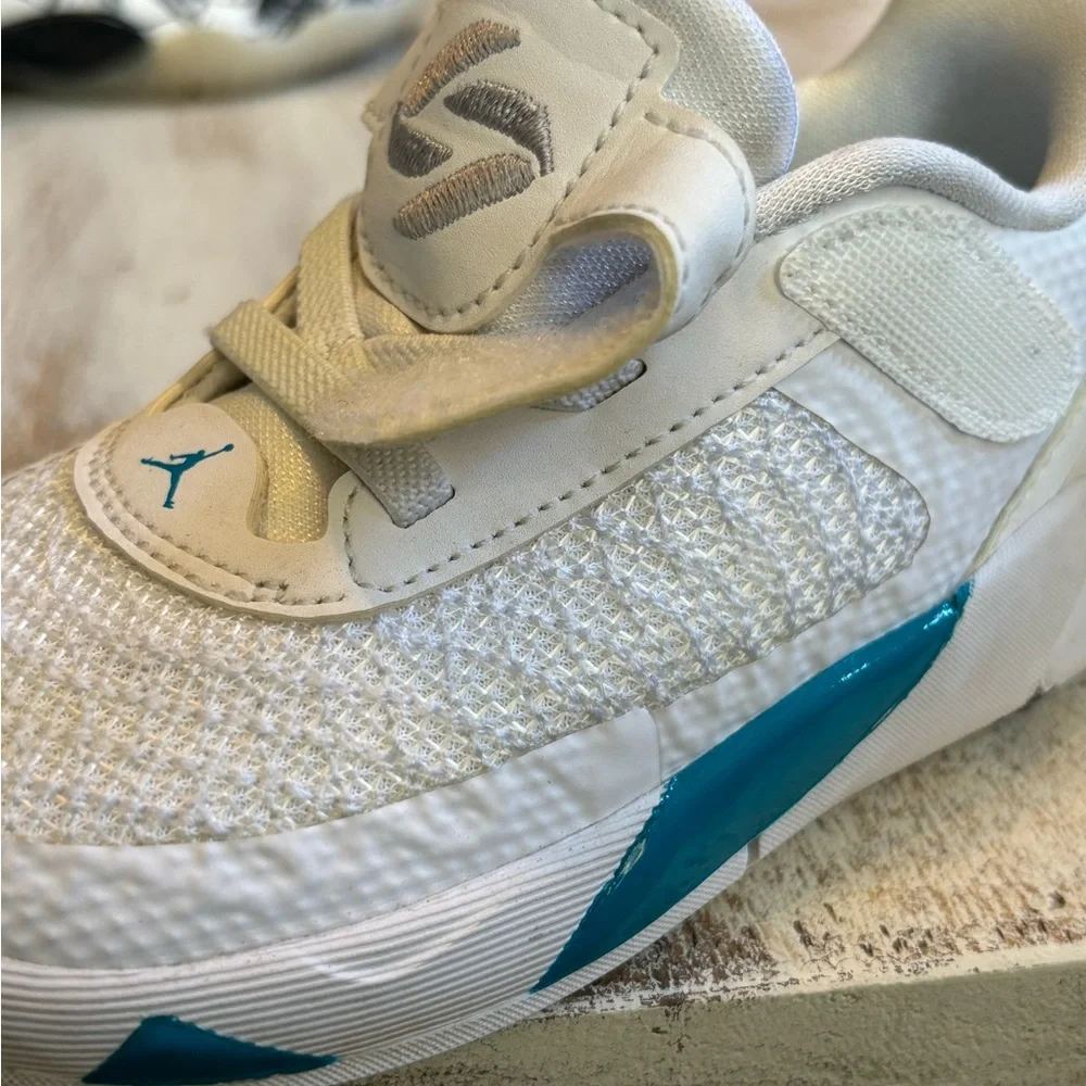 Nike Size 7c Baby (TD)Air Jordan Luka 1 “Legend Of 7” White/Aqua AR6085-104 Used